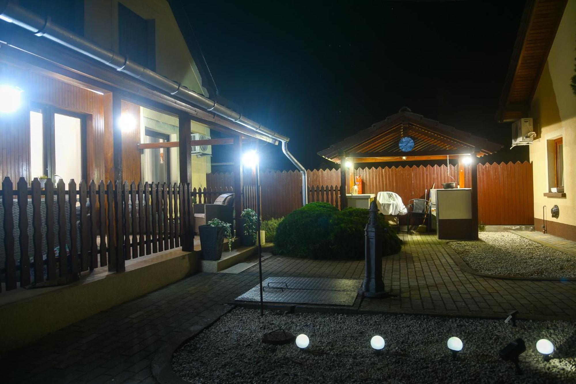 Crystal Apartman Mórahalom Екстериор снимка